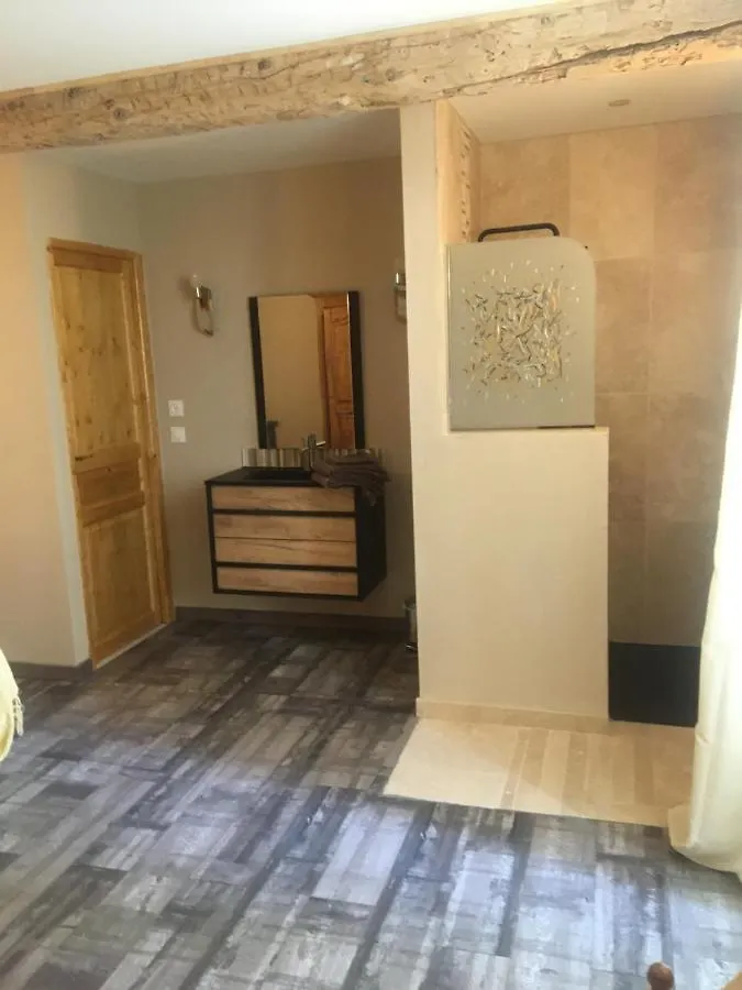ベッド・アンド・ブレックファスト Ferme De Palumiane - Chambres Climatisees Visan フランス